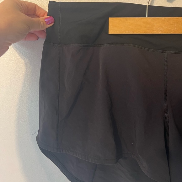 Lululemon Speed Up Mid-Rise Short 4" - Picture 5 of 13